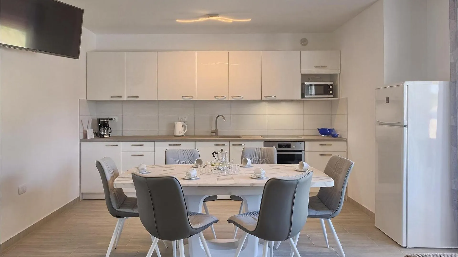 Villa Zirdum 포레치 펜션