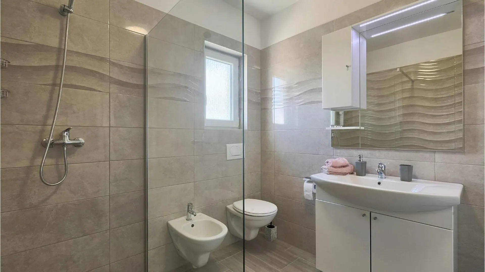 Villa Zirdum Poreč Semesterbostad